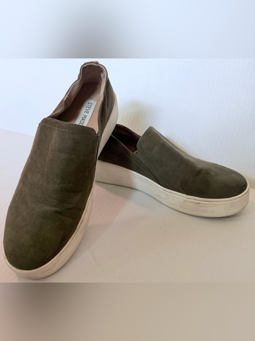 Steve Madden Zayna Olive Green Suede Platform Sneakers Sz 7
